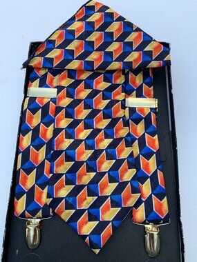 South Korai 100% Silk Tie, Suspender and Hankie chip Matching Set